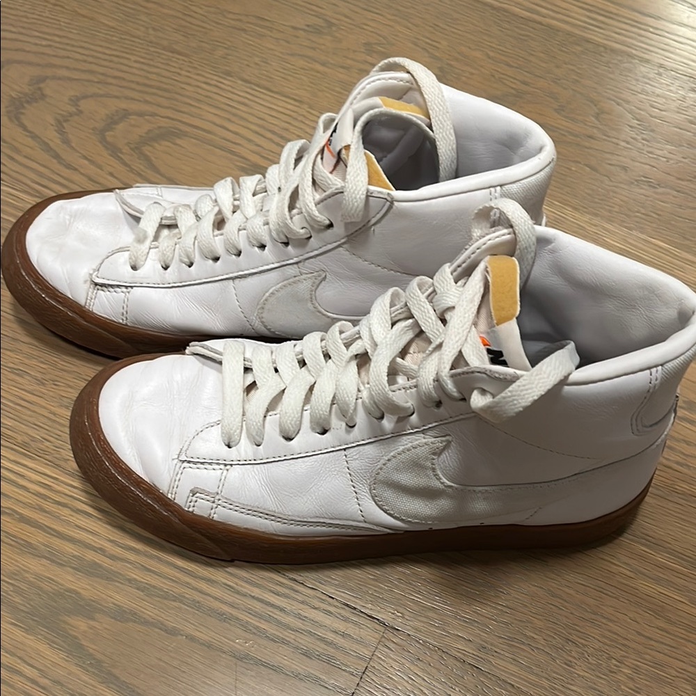 Nike Blazer Mid 77 White High-Top Sneakers- size 6